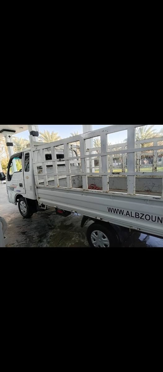 السلام عليكم البيع كيا ام عيون موديل 2001 رقم بغداد بسمي محرك كير اكسن شواصي صدر  كبير تخم تايرات سياره بلادي جاهزا من كلشي عنوان بغداد الطارميه سعره 65 شراي يتصل سياره جاهزا ***********
