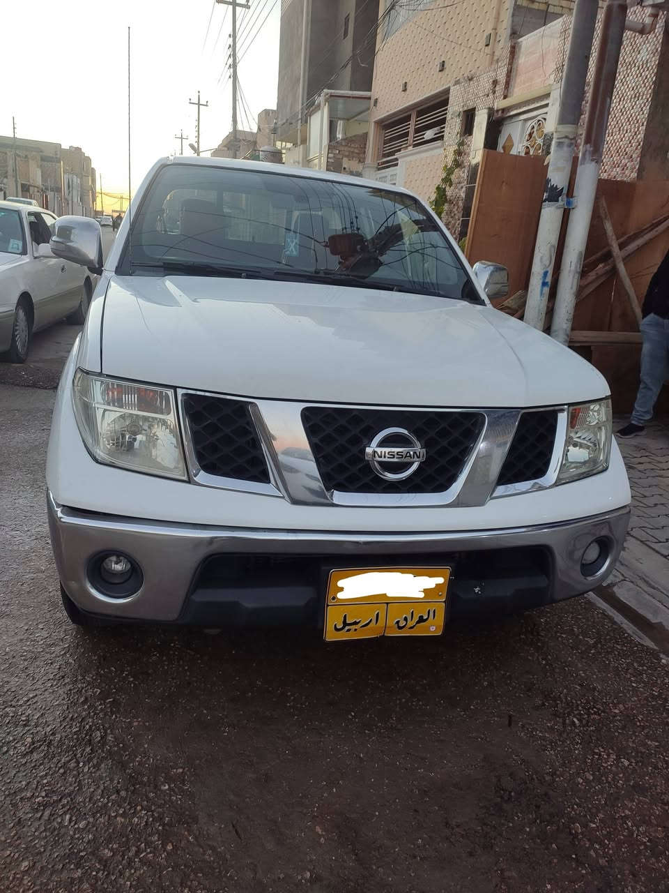 بيكم نيفارا 
موديل 2014 
بيها فقط نص باب صبغ السعر 90 فقط وكاله سياره جاهزه من كلشي كير محرك وتبريد تخم تاير
***********
مكان نجف
