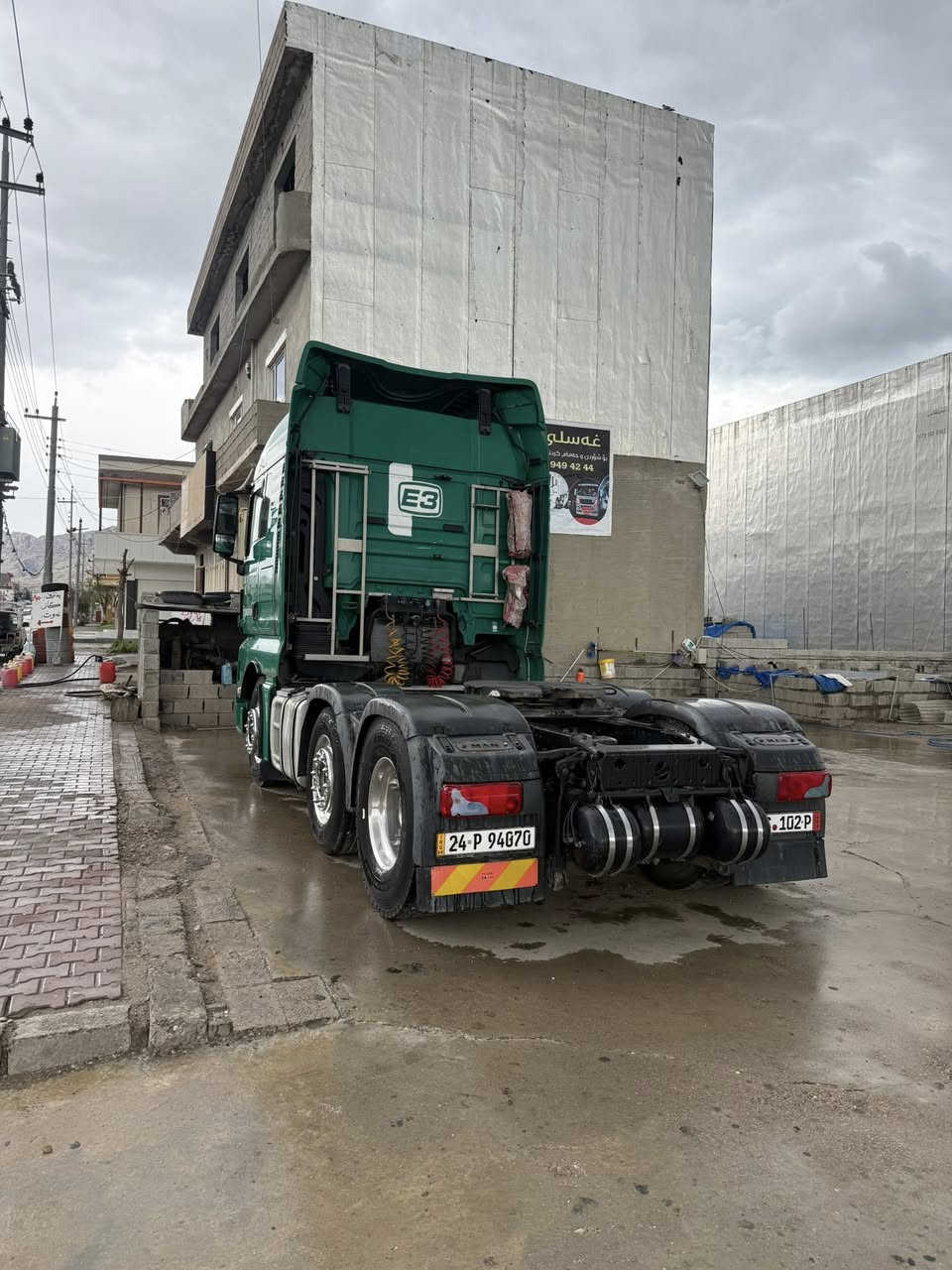 السلام عليكم 

سنكل بس راس 
موديل2016
بدون ريتايدةر
ثلاجة
تخم تايةر
ويل كرون 
حجم 440دةبل سوبةر

مكان دةربةديخان
***********
