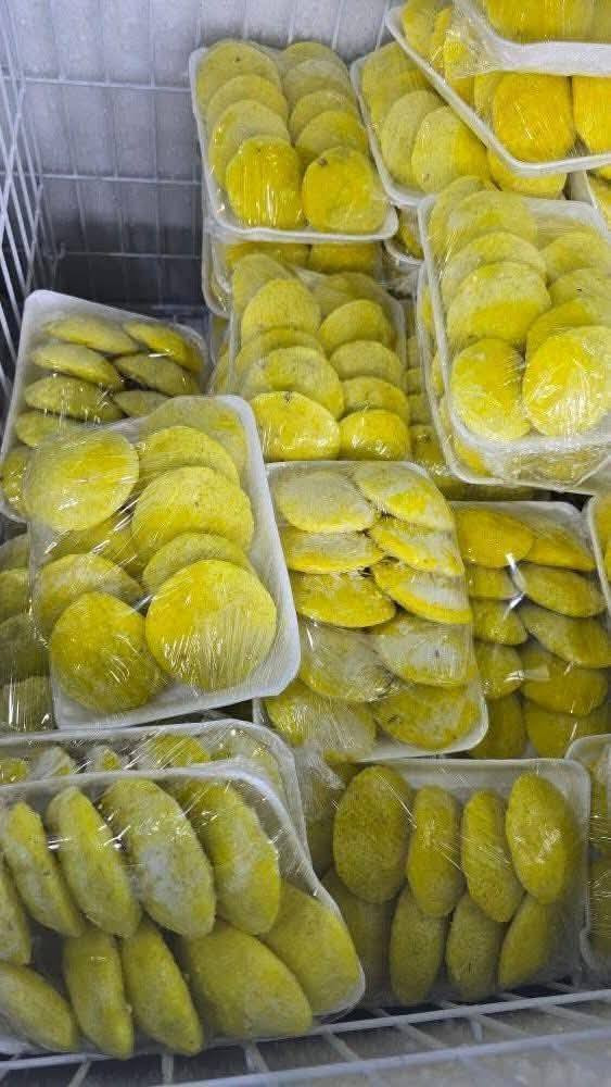 متوفره عروض الكبه 
100 قطعه ب20
75 قطعه ب15
50 قطعه ب10
25 قطعه ب5 

عنوان ذي قار الشطره متوفر توصيل 
رقم الحجز ***********
