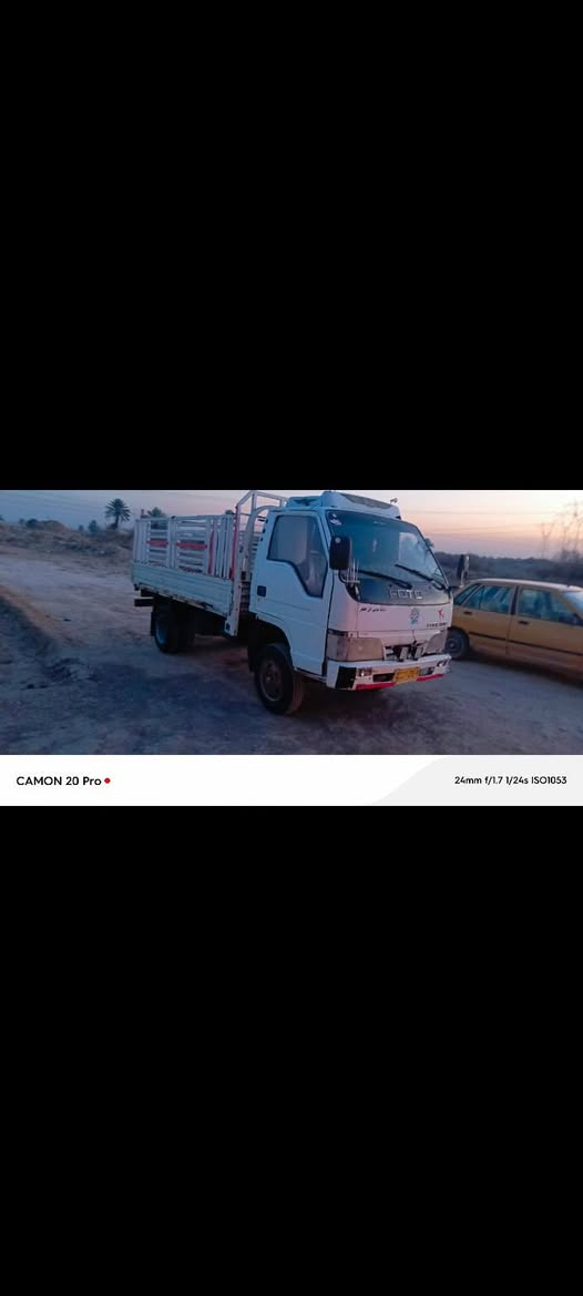 سلام عليكم كنتر فتون للبيع موديل 2007 مكينه وكير 3000ام عيون تحويل مباشر مكلف بل نشر  رقم ***********  السعر 40وبيهة مجال
