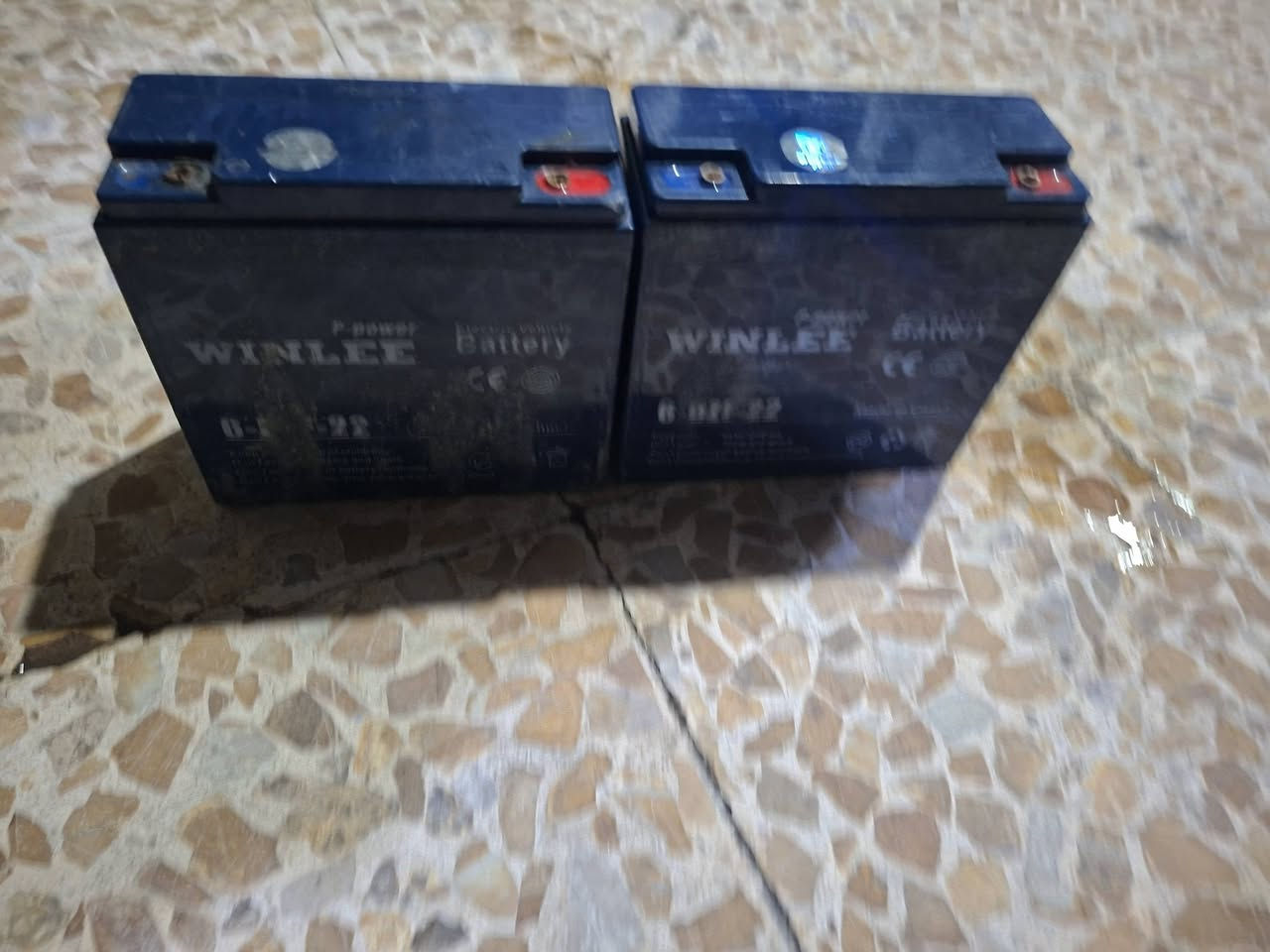 السلام عليكم للبيع بطاريات دبل ونلي ٢٢امبير لون ازرق سعر الوحدة اب 20الف وبيها مجال بسيط انطيك اياها شرط تقرة 10ونص المكان موصل جامع النعيمي


**إذا كنت صاحب هذا الإعلان وتريد حذفه لأي سبب، رجاءا أرسل رسالة إلى الدعم الفني**