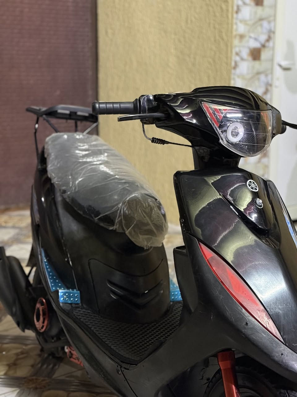 السلام عليكم 
دراجة ماكس للبيع كفالة عامة لا تنقيص لا دخان مختمة مكينة 49 بلاد كلجات رياضي (مو تجاري ) شيال رياضي دبل  خلفي امامي رياضي قبق عنابر رياضي الدراجة نظيفة وجاهزة على آخر حباية شغالة نگرة سلف شوكت ماتريد تخم تاير جديد كهربائيات كلها شغالة مكاني ديالى بعقوبة
للاستفسار اكثر اتصل على الرقم ***********
