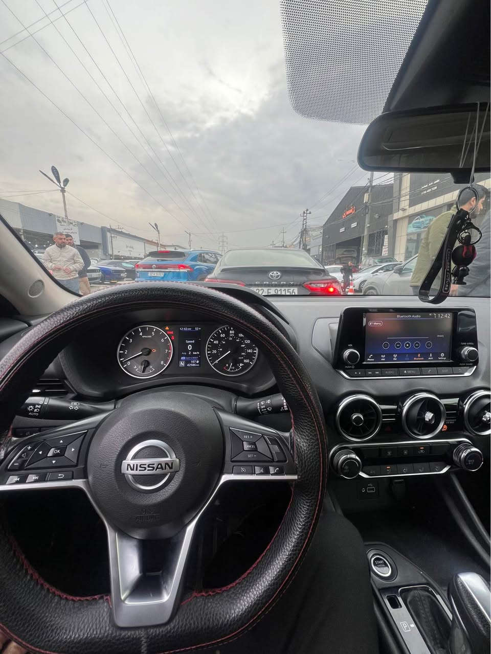 Sentra 2023  S 
ڕادار
ویلکەپ
٤٠ کیلۆمەتر
تحدید سرعە
بەس بۆنیتی بۆیاخە 
بێ ناو گرتن
ئێرباگ سوکان تەقیە

0751 852 8818 أربيل, العراق
