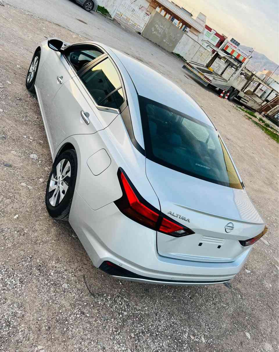 نيسان التيما موديل 2024 ماصوفات s بسمه و شه غال لاليا ليت و زينو تحديد سرعه و قودي حساس و رادار پشت و پيش حساس و رادار  

ضرر: ده رگه هي و نيف صبغه بي داخلي و بي يرباك گير و مه كينه شه رت به ر و رادار شه ريكه 66هزار  مايل رويشتيه 
*********** اكر, نينوى
