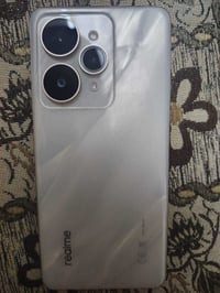 ريلمي ١٥ برو • ٥١٢ • بطارية ٧٠٠٠