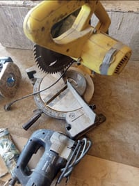 اغراض نجارة • نظيفات • شغالات