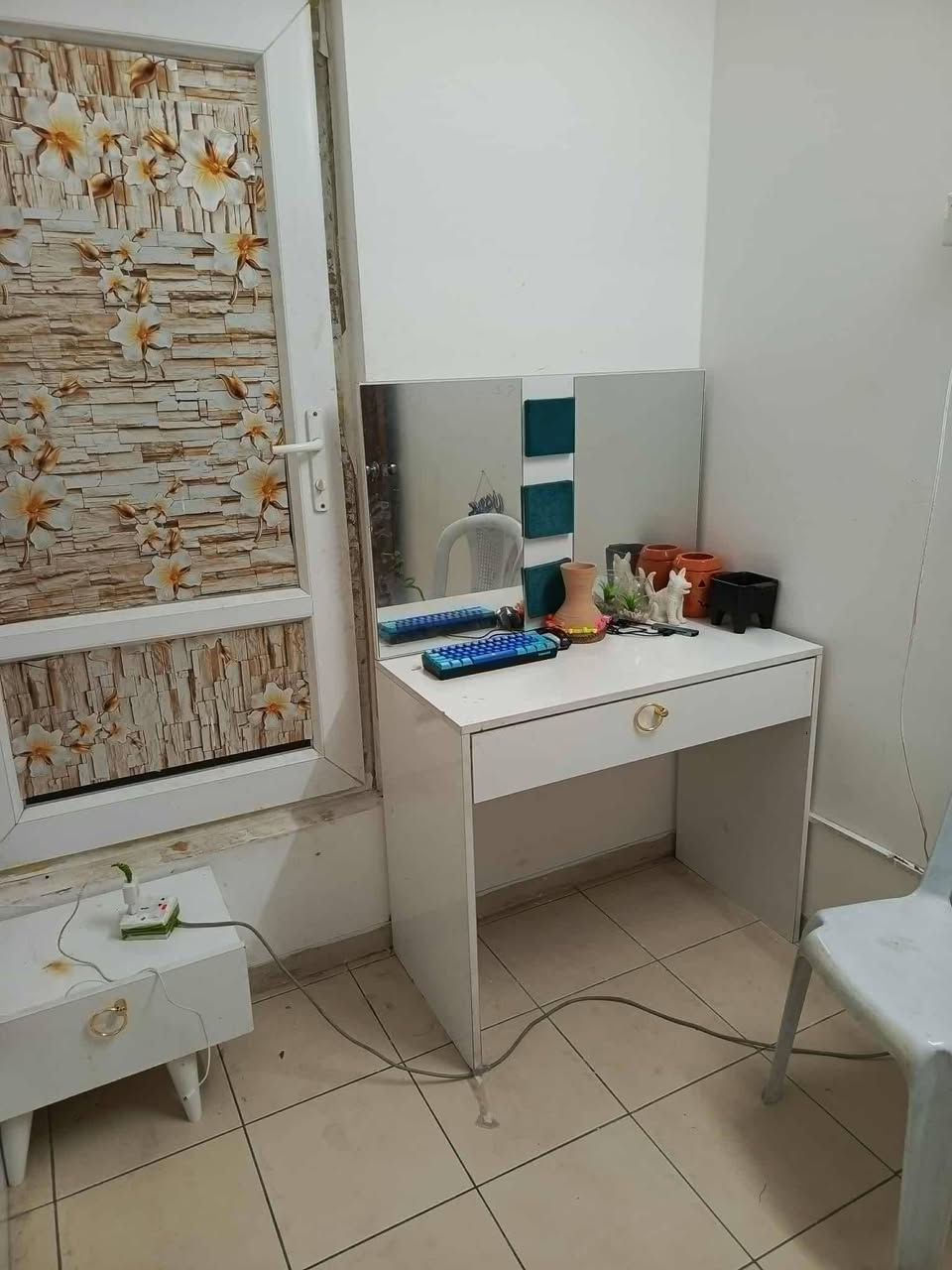 غراض للبيع في مجمع بسماية مستعجلين على بيعتهم كلهم نظيفات مابيهم اي اضرار


**إذا كنت صاحب هذا الإعلان وتريد حذفه لأي سبب، رجاءا أرسل رسالة إلى الدعم الفني**