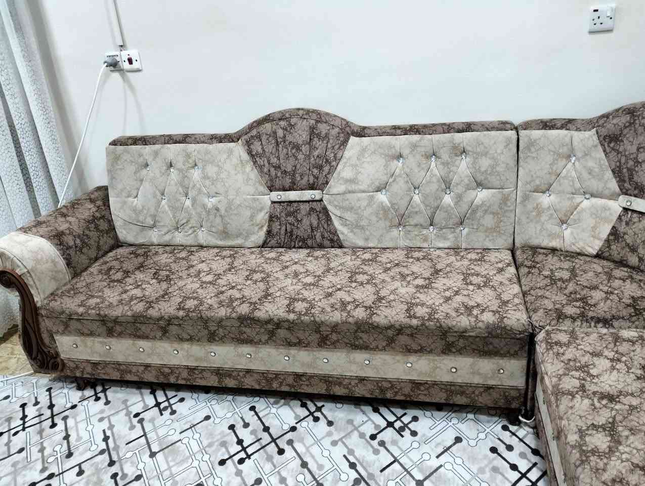 ديوان 7 أمتار للبيع اخو الجديد  سعر 250 الف


**إذا كنت صاحب هذا الإعلان وتريد حذفه لأي سبب، رجاءا أرسل رسالة إلى الدعم الفني**