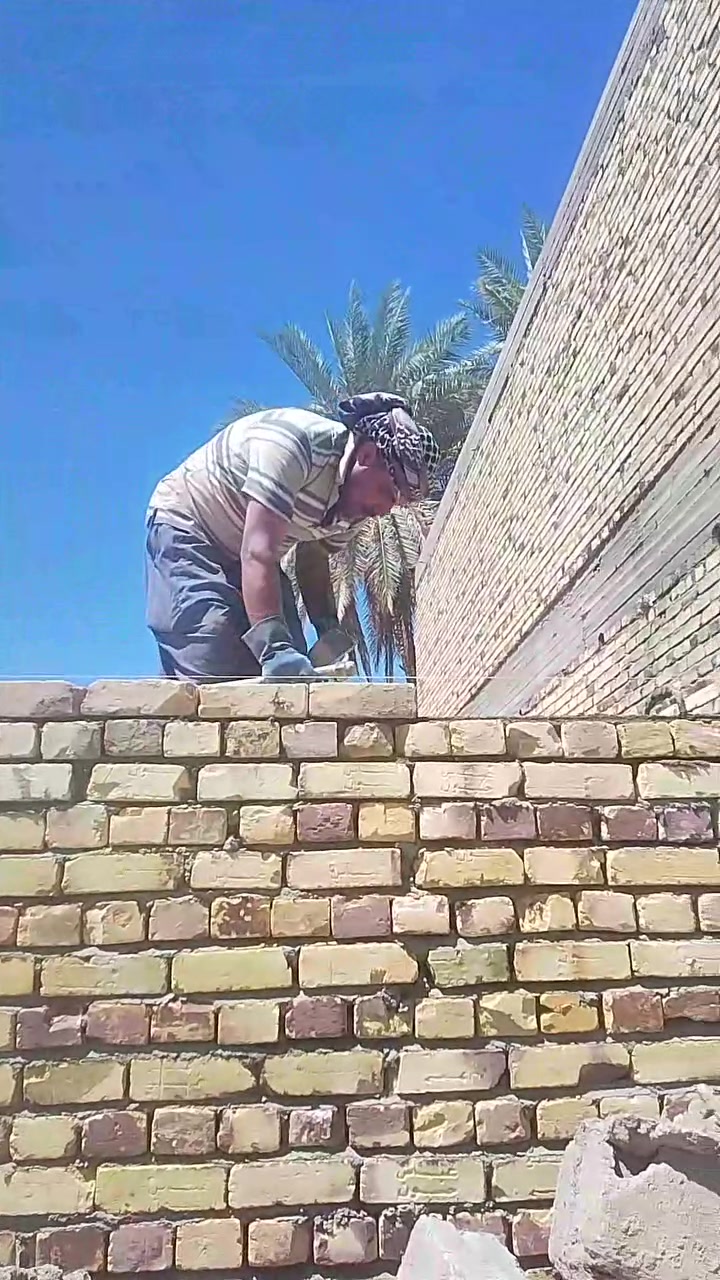 السلام عليكم كادر عمل كافه البناء وشغل درجه اوله ب دارت ابو ملاك ***********
