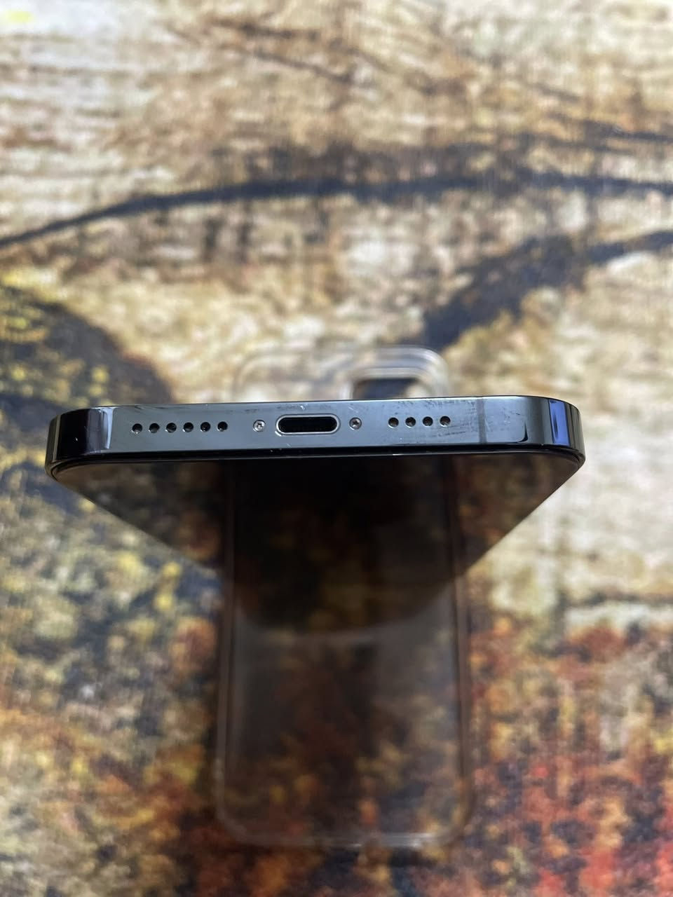 ١٢برو ماكس ذاكره١٢٨البطاريه٧٨شرق اوسط AAAالجهاز كلشي ما ابدل بس كامره ابدل جديده فقط مكان بغداد رقم التليفون *********** لسعر٣٨٥
