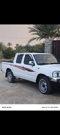 نيسان شبوط 2010 للبيع رقم بغداد رقم مبايل 07808244513