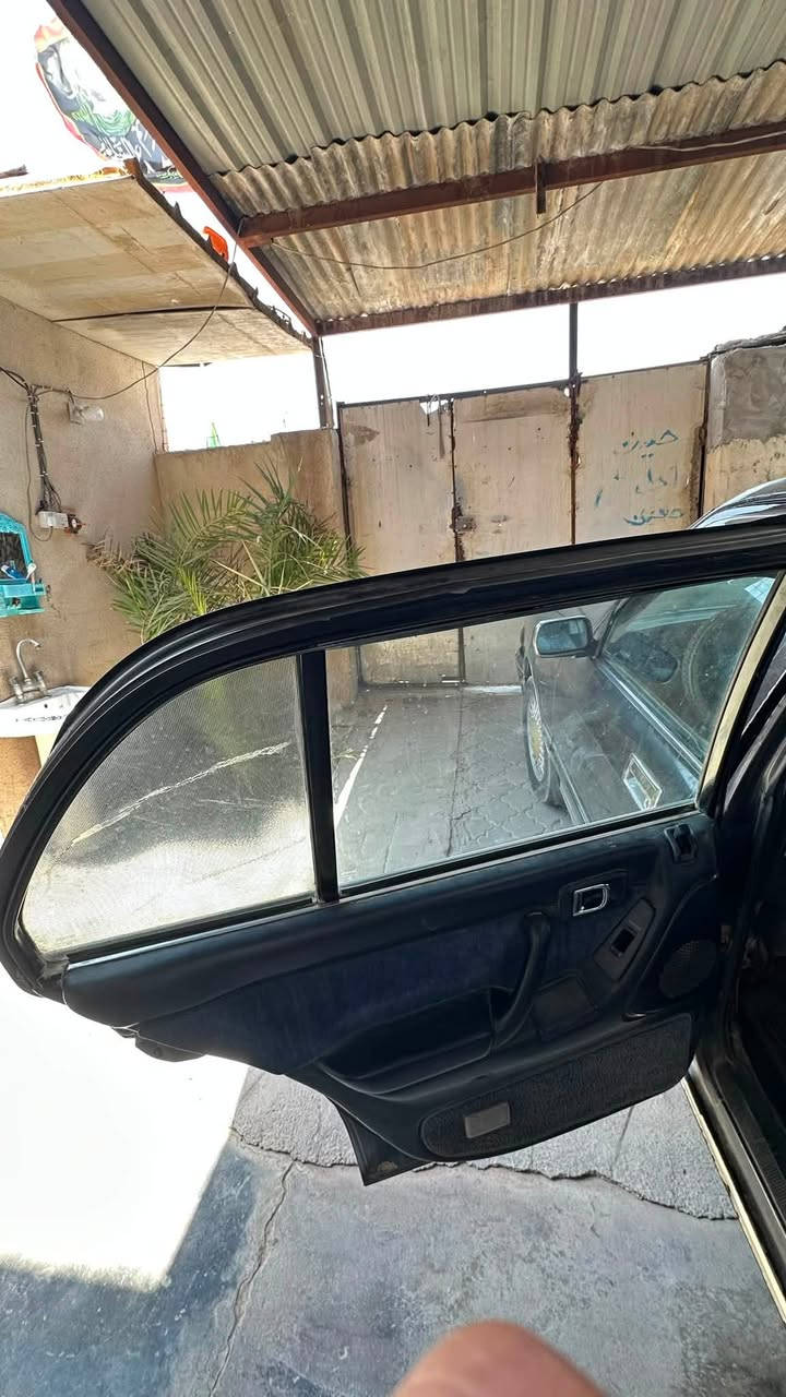 السلام عليكم سستم اررنب طويل لون فيلي اربع بيبان كاملات وجنطه وبنيد وجاملقات اثنين.العنوان البصره الزبير 
هـ*********** القطعه على خمسين الف
