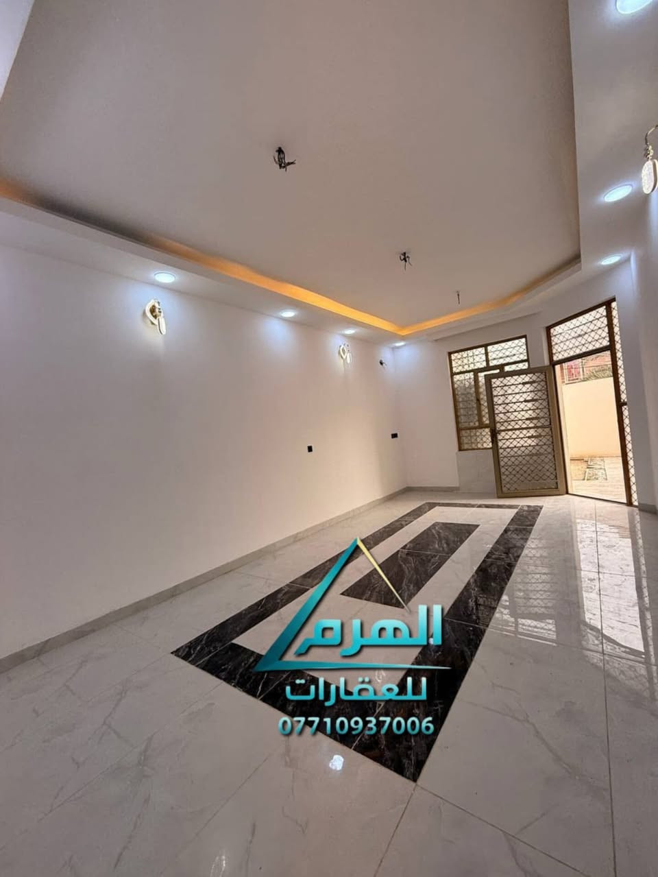 🏡 بيت للبيع – حديثية / سامراء 🏡
✨ بناء حديث درجة أولى وتشطيب راقي ✨

📐 المساحة: 200 متر
🛏️ يحتوي على 5 غرف نوم
🏠 تصميم عصري ومريح للعائلة
🪨 الواجهة مطعمة بالمرمر الفاخر
✅ شغل نظيف ومرتب من الداخل والخارج
📍 موقع مميز وقريب من الخدمات

📞 للاستفسار والمعاينة:
علق برقم (1) أو راسلنا خاص

📍 زورونا في مكتبنا:
سامراء – حي الضباط الثانية، مقابل شارع 2000

📞 للتواصل:
***********

