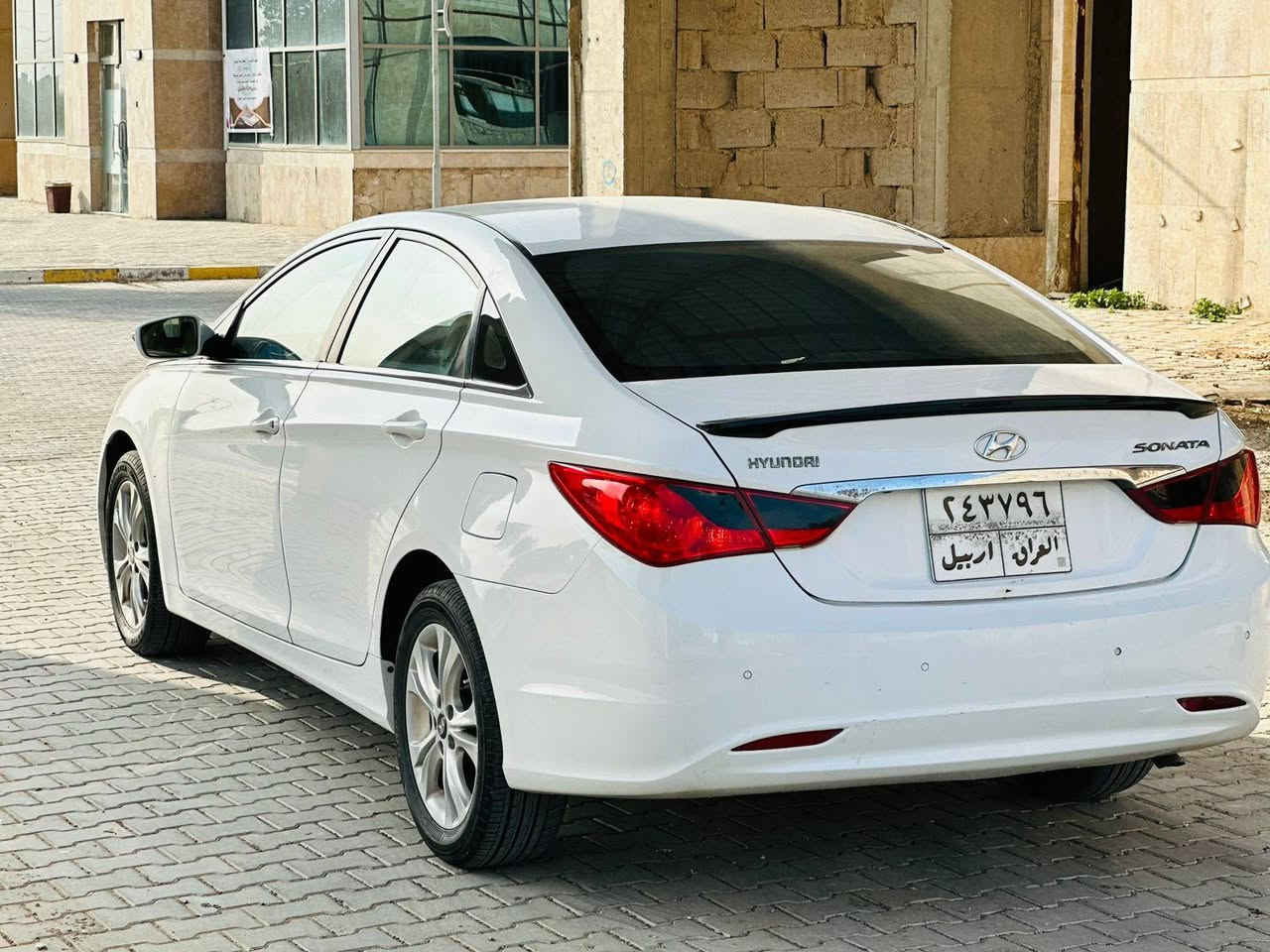 سوناته موديل ٢٠١٢. مكفوله باب صدر مفتوح لا ضربه ولا اي شي مراوس بصني ٢٥ زيرو ***********  نجف
