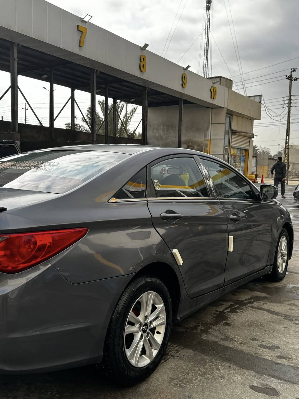 السلام عليكم سياره سوناتا 2012 محرك 2000 دوش وارد كوري  كفاله مكينه وكير حداديه ستوى نافضه  تبريد تدفه مو بسمي لولد يريد تحول عنوان بصره المطيحه 
*********** واتساب
***********
