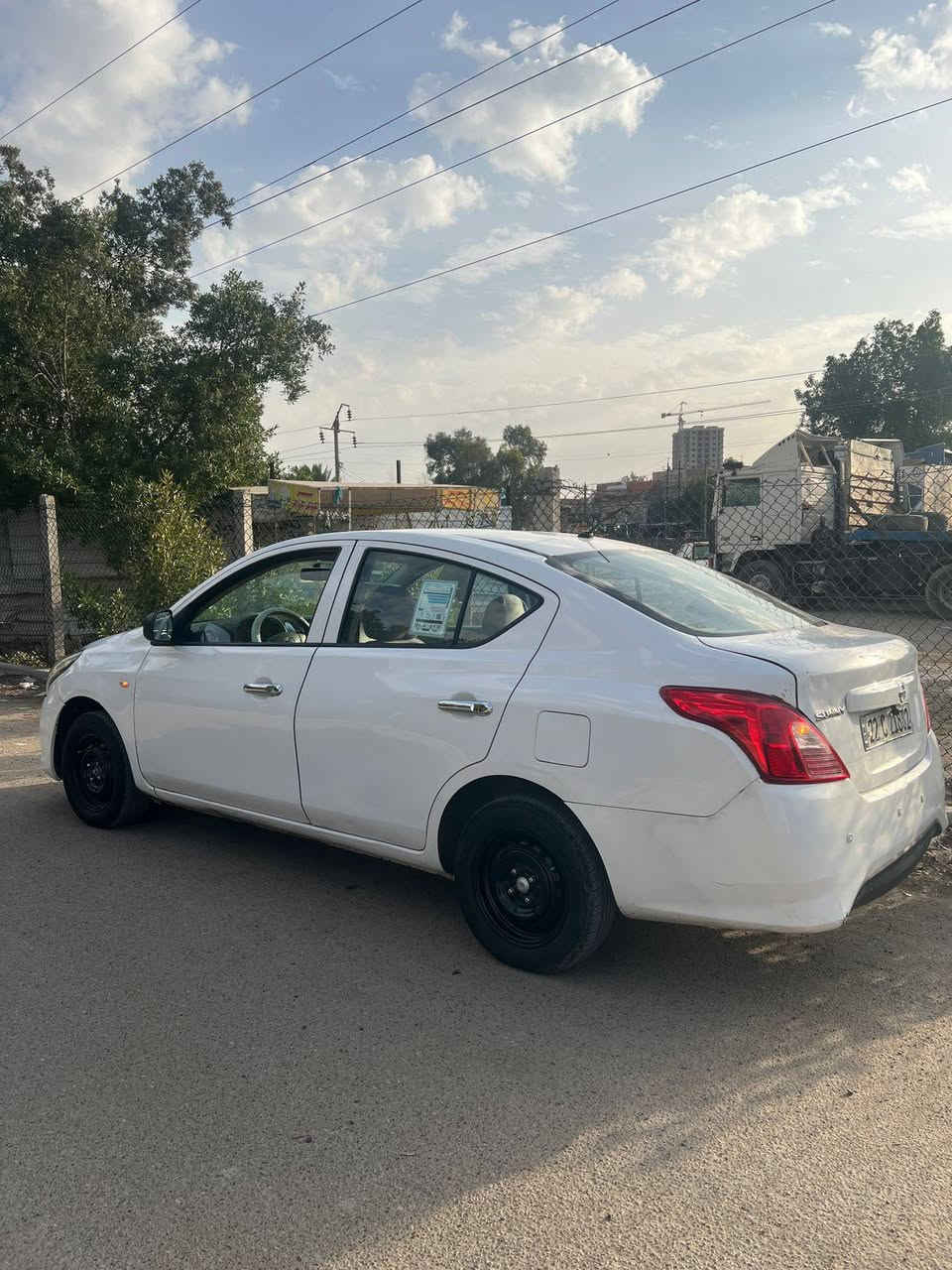 السلام عليكم سني موديل 2015سياره جاهزه علا اخر حبايه كير محرك تبريد ثلج سياره مال جناي  صاحبه ابغداد تحويل ثاني يوم السعر 84وبيه مجال مكان السياره بغداد والشراي يتصل ***********
