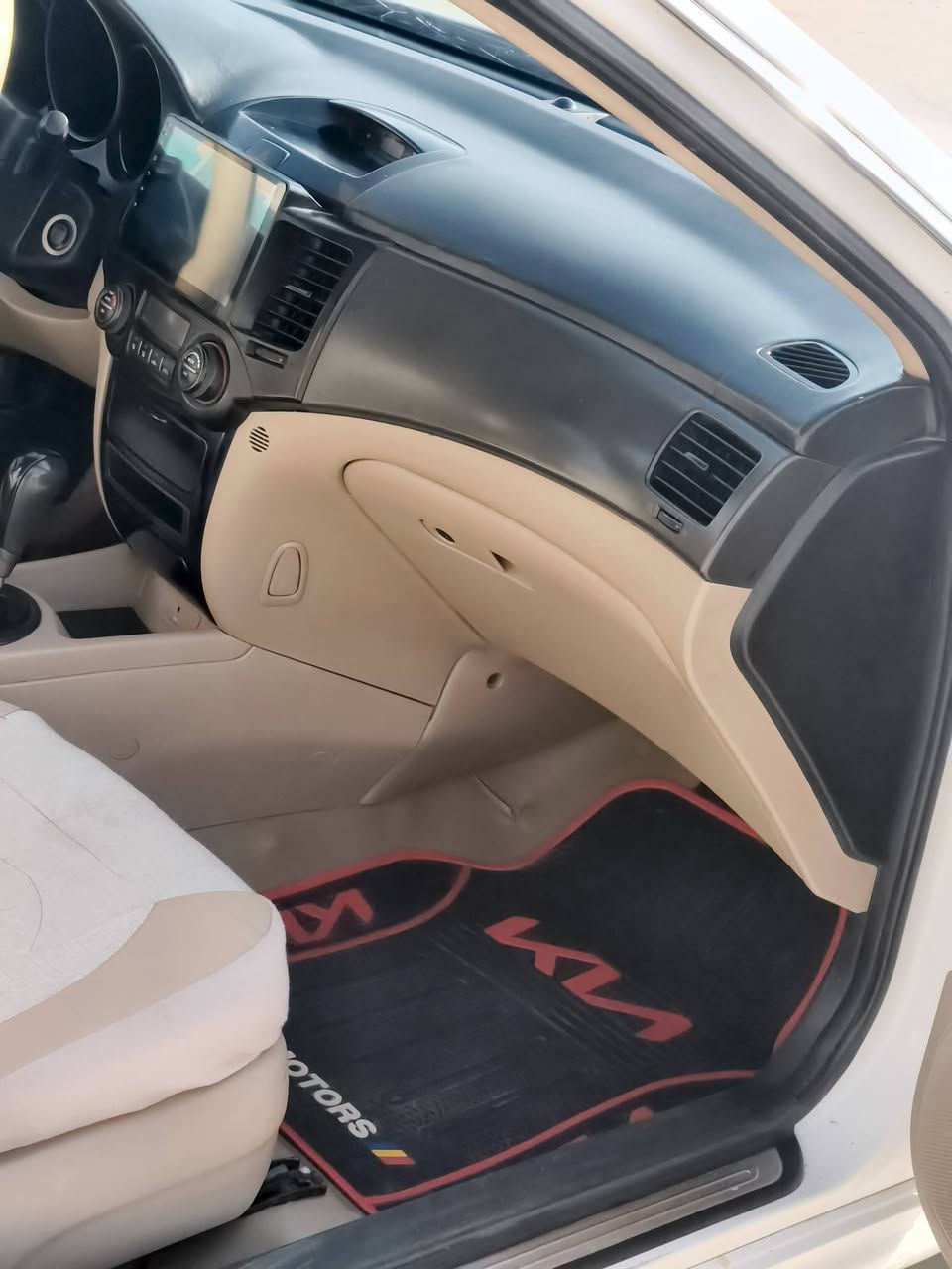 السلام عليكم اوبتيماا 2010 فول مواصفات بصمه وفتحه بلقماره كهربائيات وحداديه تبريد مكينه الفين دوش خليجي السياره كفاله عامه م̷ـــِْن ضربه ومن ايشي فقط صبغ جماليه قطرة معجون ماابيها مكان السياره ناصريه مركز رقم بغداد تحويل ثاني يوم  ***********
