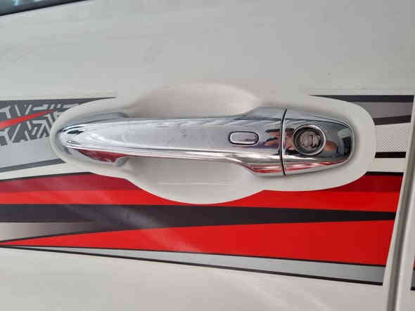 السلام عليكم...
تويوتا هايلوكس ناصي موديل 2024 رقم اربيل

ماشية 4000 فقط

بصمة تشغيل وبصمة ابواب عمل

تخم تایر جدید باتري جديد

سعر 31$ ثلاث شدات وعشرة وبيها مجال

بأسمي تحويل شوکت مترید

مكانها بغداد حي العامل

*********** جعفر
