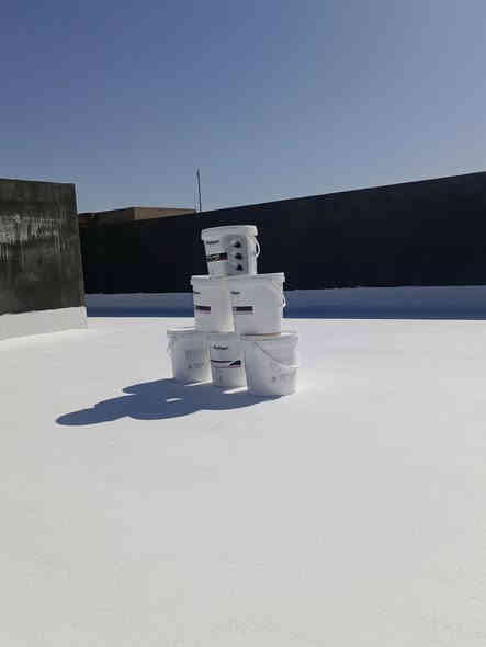 عملي الديكورات الداخليه والفلين الخارجي وجميع انواع الصباغ وعمل ماده روف مانع رطوبه ***********
