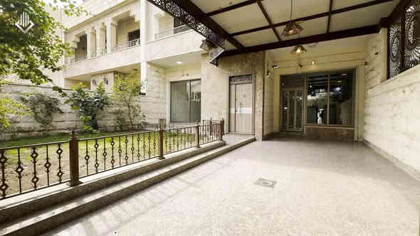 خانوو بو فروشتن به روبه رى 300م له گه ره كى وه زيران به نرخيكى گونجاو بو زانيارى زياتر به يوه ندى بكه ن 
***********
بيت للبيع مساحة 300متر اربيل وزيران للمزيد من تفاصيل اتصل علي الوتساب*********** أربيل
