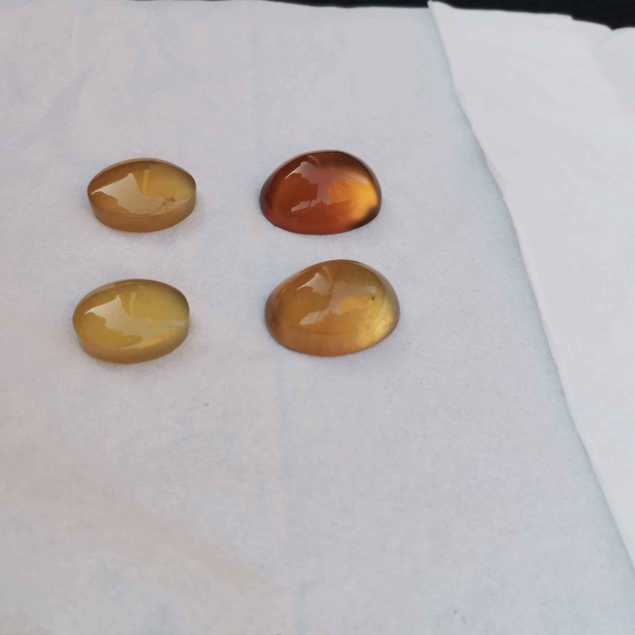 -مجموعه من احجار الكهرمان الاصفر الطبيعي (ذهب الرجال)
-أسعار خاصه للتجار وأصحاب الورش والبراندات
-سعر خاص لكامل المجموعه
الشحن متاح لجميع المحافظات وجميع دول العالم  
#حجرومسباح
#حجرومسباح_Hajar_Misbah


**إذا كنت صاحب هذا الإعلان وتريد حذفه لأي سبب، رجاءا أرسل رسالة إلى الدعم الفني**