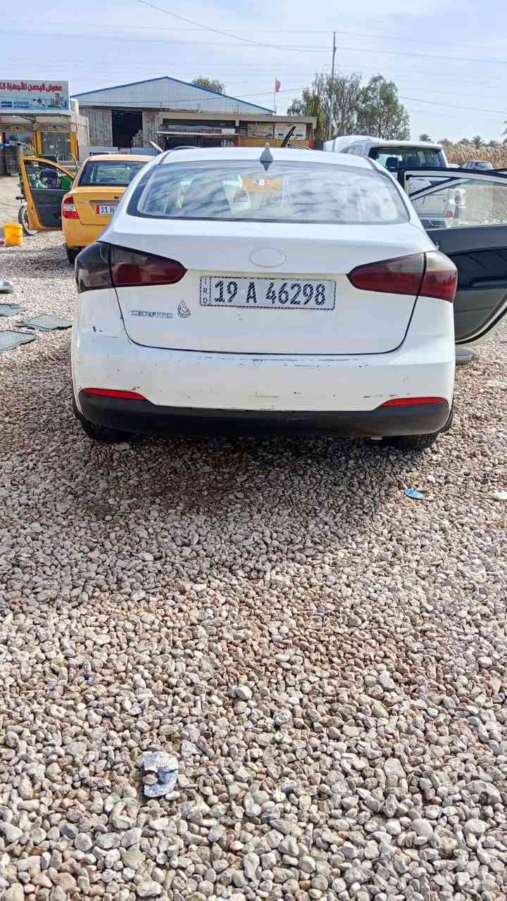 سلام عليكم للبيع كيا سيراتو وارد خليجي 2014 ضربه جاملغ الأيمن
السعر 90 مكاني كربلاء ***********
