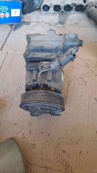 عندي كمبريسر مسكر ٢٠٠٧ للبيع شرط النظافه والشغل مشروط ع شغل سعره ١٢٠ ٠...