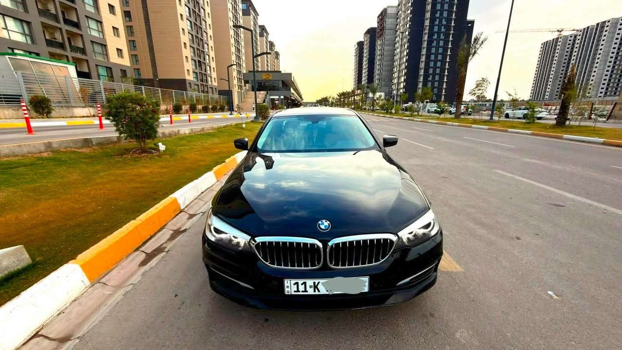 🔥 للبيع او مراوس 
 BMW 520i موديل 2020 خليجي عروش وكل السيرفس بالعروش من البداية للنهاية سيارة ممتازة 🔥

سيارة نظيفة جداً ومواصفات مرتبة  
بردات بلادية  للجامات 
✅ محرك اقتصادي وعزم ممتاز  وبحالة جدًا ممتازة 
✅ كير 8 نمر  
✅ تشغيل بصمتين  
• بصمة شاشة (Display Key)  
• بصمة اعتيادية  
✅ فتحة سقف    
✅ حساسات أمامية وخلفية  
✅ كامرة  
✅ إضاءة LED  
✅ تحكم ستيرن  
✅ وضعيات قيادة  
✅ تبريد وتدفئة ممتازة  
✅ داخلية ابيض المرغوبة وكالة مرتبة جداً ونظيفة جدًا
تثبيت سرعة
هواي مواصفات بيها والكل يعرفها
📌 السيارة:
• بدون حادث  
• بدون بارد  
• بدون سمكرة أو صبغ  
• مكفولة من الحادث  
• استخدام شخصي ومحافظة عليها
رقمها  بغداد مميز ومكرر 
مكانها بغداد
السيارة جاهزة للفحص بأي مكان  
وما تحتاج أي صرف - مسويلها بولش ونانو قبل شهر يم NVN
تايرات يابانية اصلية جدد✨

للجادين فقط ***********
