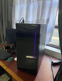 تجميعة pc جيل ١١ رام ١٦ هاردين بيها يوصل لل1050 كارت شاشة 1650 كلهن قط...