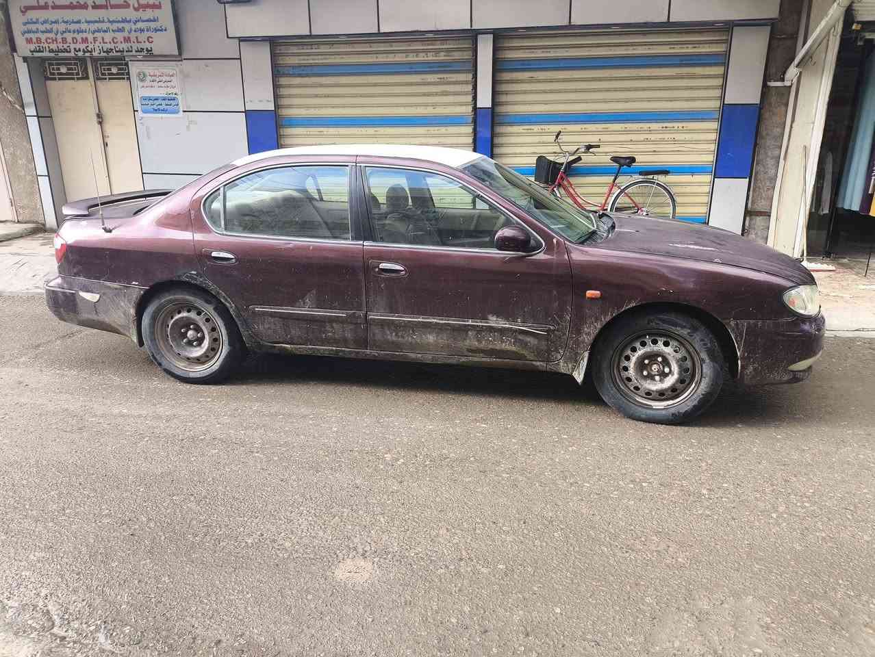 السلام عليكم 
نيسان مكسيما موديل ٢٠٠٠ 
محرك ٢٠٠٠ /٦ بستم 
السيارة جاهزة 
يرادلها شغلات بسيطة كلش
بأسمي رقم بغداد 
السعر ٥٥ او بيها مجال 
للاستفسار ***********
مكاني ديالى بعقوبة حي المعلمين
