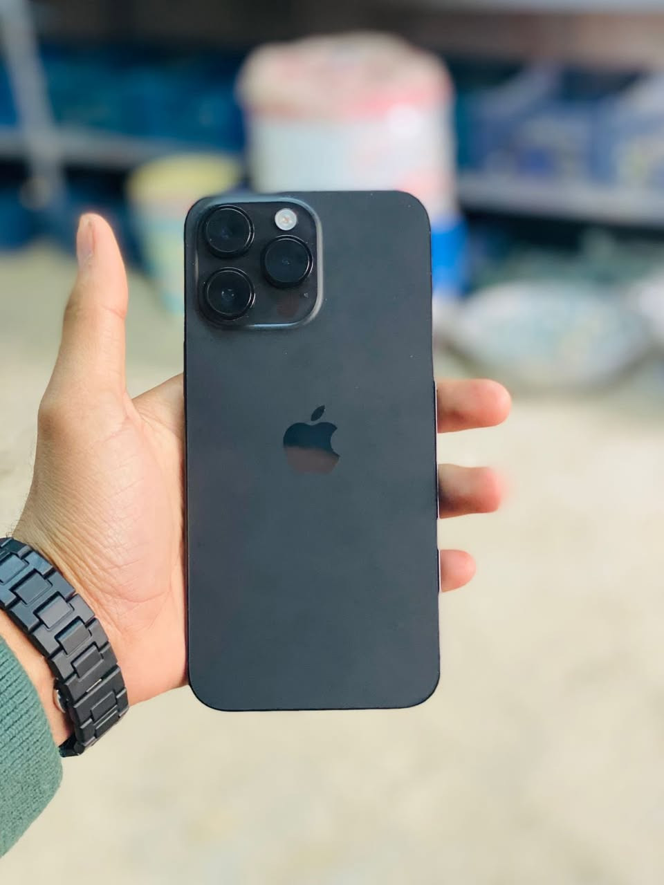 السلام عليكم 14 برو ماكس ذاكره  256 بطاريه 95
مكفول مامفتوح ولا مبدل ب ٨٠٠ قفل 
مكاني بغداد المحموديه 
***********
