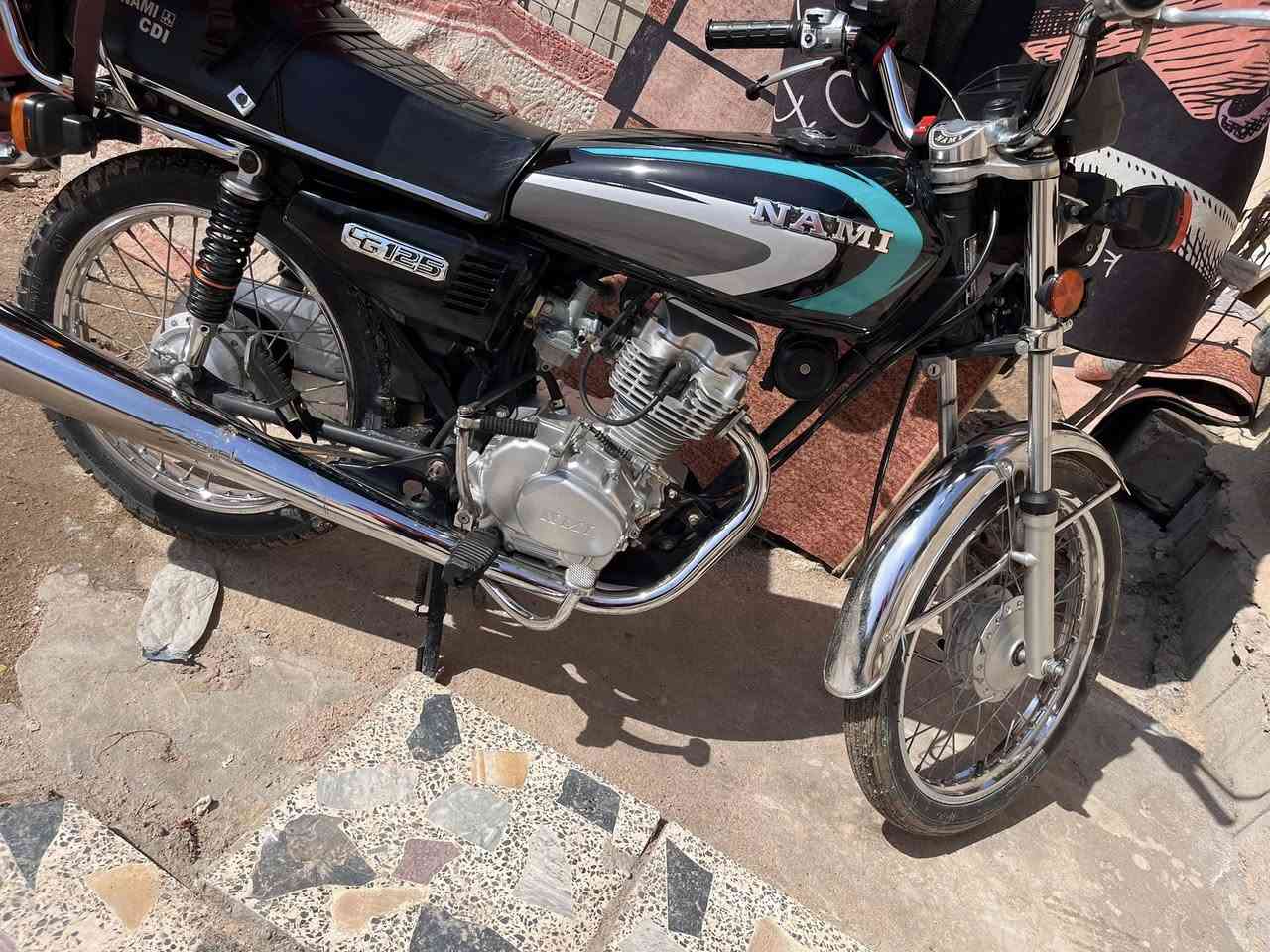 نامة شلامجة رقم وسنوية باسمي فقط استلام لوحات من المرور رقمها بصرة مديل 23 من الطول للطول بلاد دراجة معدلها ١١٠ مكينة نشطة وحلوة ومكفولة سعر واحد و950 وبيها مجال ***********
