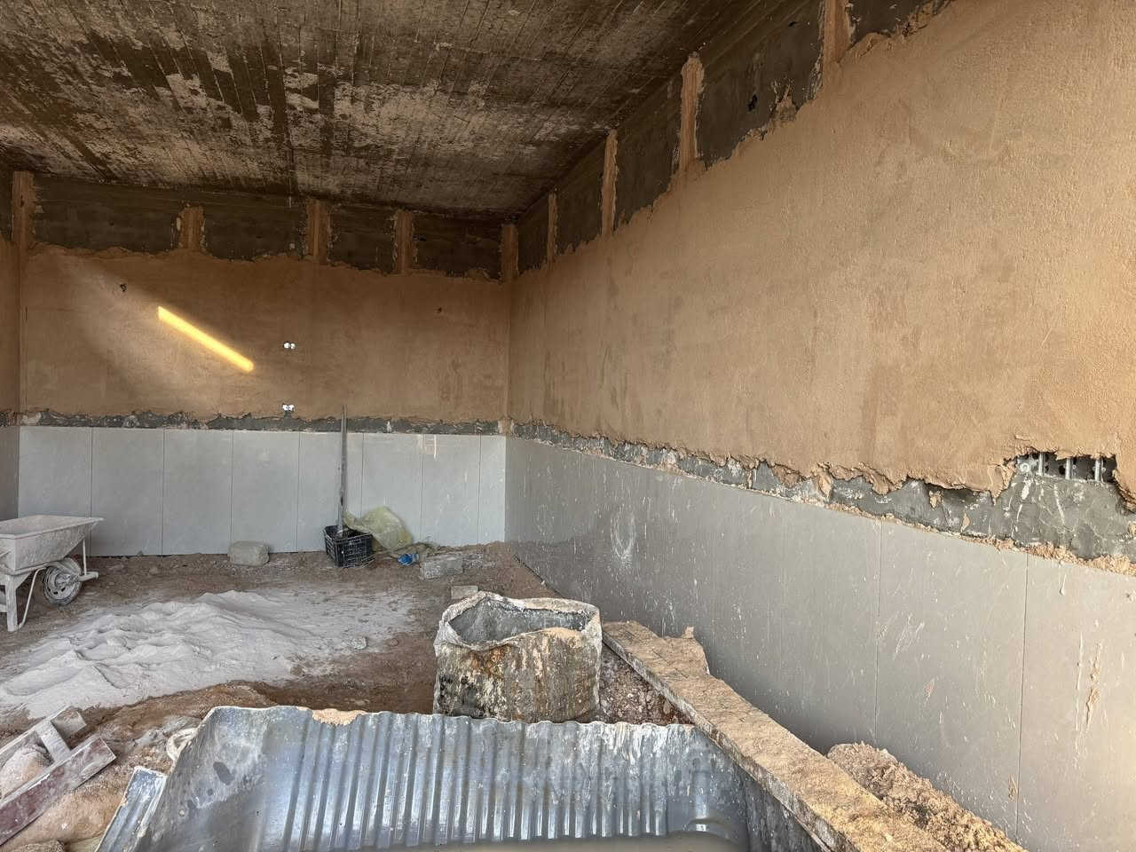 السلام عليكم خلفه لبخ جص سمنت لص اجراره سقل شغل درجه الولى متفرغ حالين الله يرزق  *********** @إشارة
