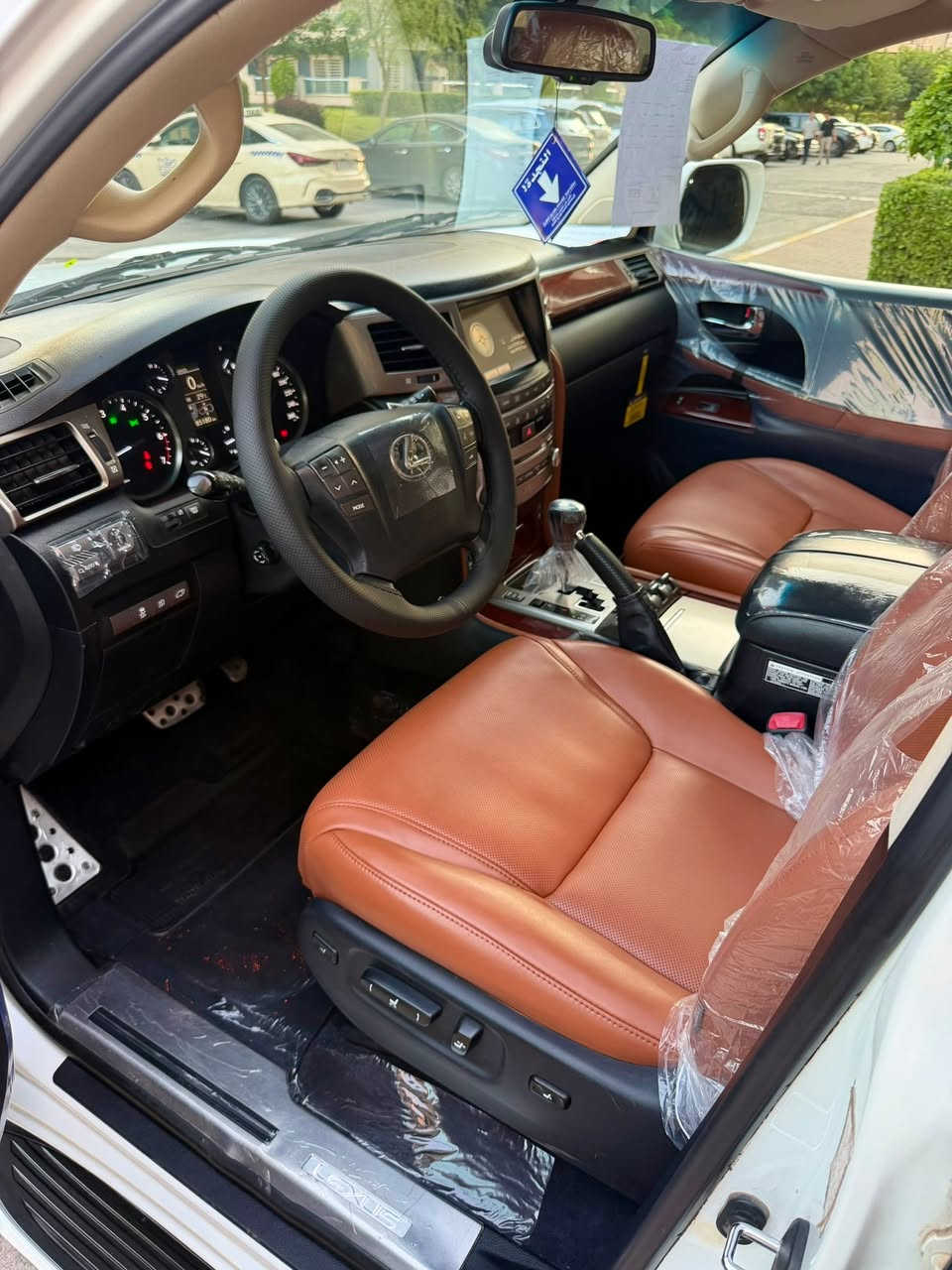 ‎‏Lexus LX sport  85,000 KM  2014
‎🔹لكزس 2014     (بریم) LX 570

‎🔹 مكفولة كفالة عامة من الدعامية إلى الدعامية 
‎بدون بارد  ،بدون رصعات ،بدون حتى شخط🔹
‎دعاميات هم بدون صبغ ،رمل مابي ،بقية كلها بشرط

‎🔹 داخل مشمش  بسمطين + +سماعة بيادي مجوود 
‎🔹 ماشيه 85 ألف 

‎        سعر 428$📞*********** ره قم موبيل    

‎ فول فول المواصفات 🔹
‎ بصمة➕ الانزلاق➕ورقة البيانات➕شغال كشن جلد و هيلتر 
‎الاحتلال➕راس ديفيد➕ 5 كاميرات  ➕ثلاجة➕زينون، جلد جاف  تدفئة شفط التبريد خزينة➕هواء مزدوج➕نظام ايكو سبورت,➕حساسية الديك المؤخرة  مرايات➕الفتحة➕باب خلفي جك➕رادار إمامي

‎محرك كير بشرط مامفتوح 🔹
‎سيارة حيل نظيفة كلشي عل بلاد لوك
‎سنوية زنكة كلشي جديد مدفوع لـ2029
‎باسمي السنوية بشرط تحويل و خرامة 
‎سيارة مابيـها دينار مصرف كامل من كل نواحي

‎نظافه ١٠٠٪؜ كامل سيرفس بدون نقص و بدون مصرف🔹
‎سياره مال بيت أي نقص مابيها 4 إطارات جديدة تحتها

‎نفسي يوم /تحويل و وكالة حاظر 
‎مكانك /داخل سليماني

‎📞*********** ره قم موبيل
