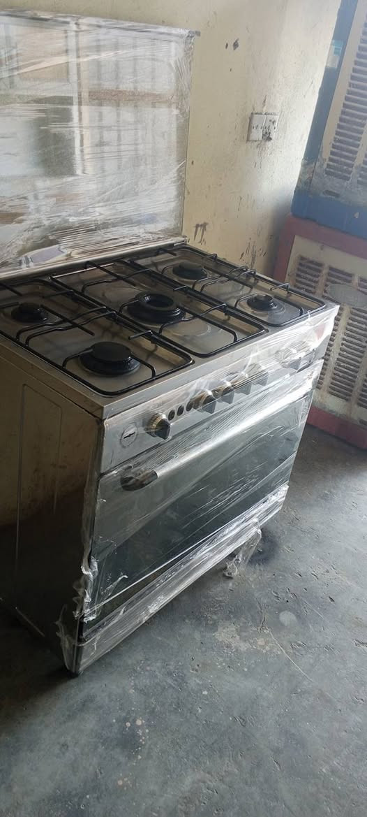 غراض للبيع الاسعار مناسبة جدا للاستفسار ***********بي واتساب العنوان المقدادية  الهارونية مقابل ستوديو الوزان
