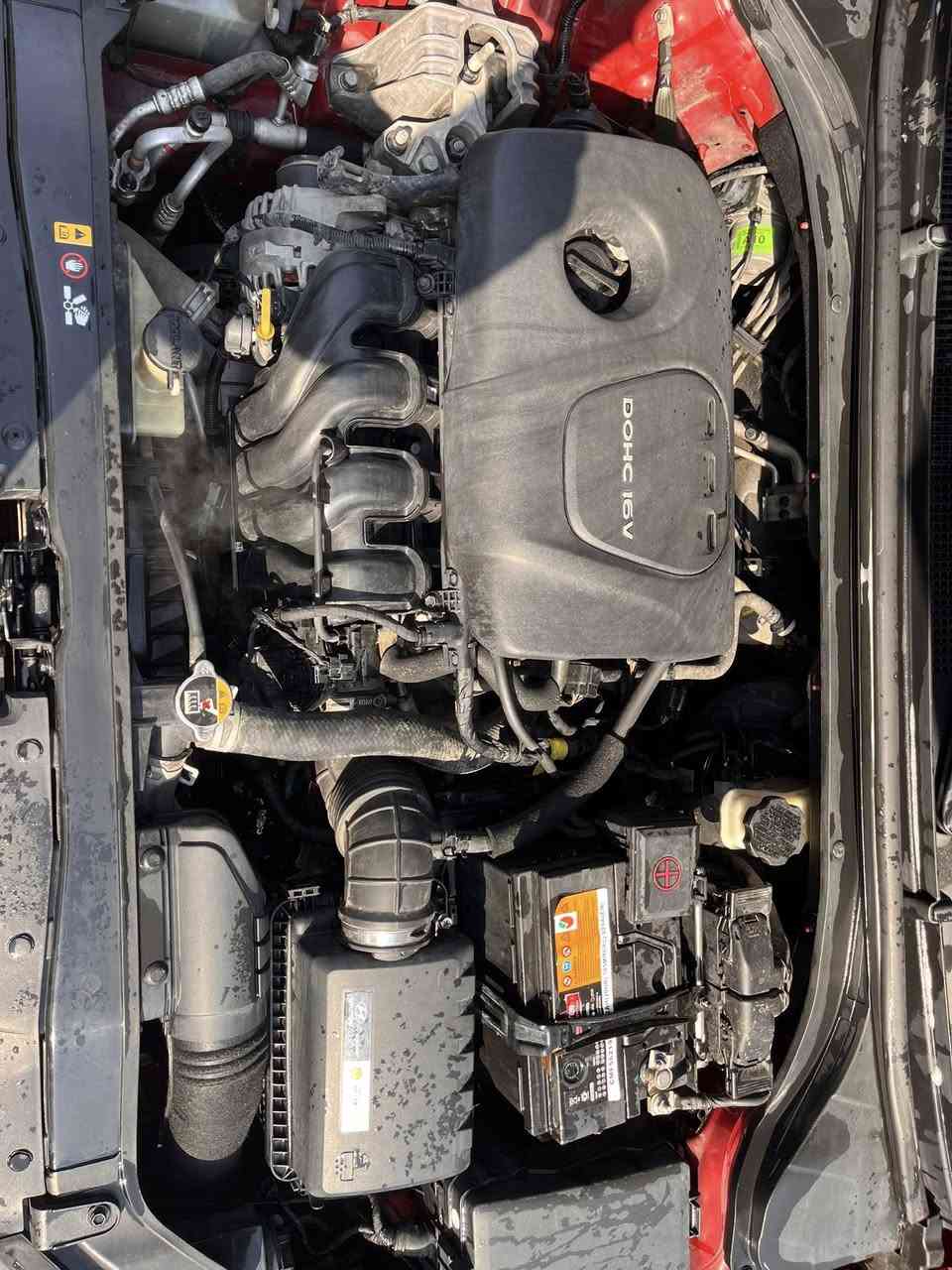 النترا ٢٠١٦ الشكل الحديث وارد خليجي 
الكير والمحرك على البلاد 
مامبدل بيها اي شي بيها بعض الضربات البسيطة ومعدله على البارد 
١٢٠ ورقه وبيها مجال بسيط 
***********٣
