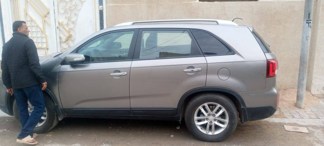 سورنتو للبيع موديل ١٥وارد امريكي حادثها چاملوغ جهة السائق والدعاية محرك ٤ سلندر
G DI
خمسة راكب سيارة جاهزة رقم كربلاء الجديد الانگليزي بأسمي شخصيا  ***********
