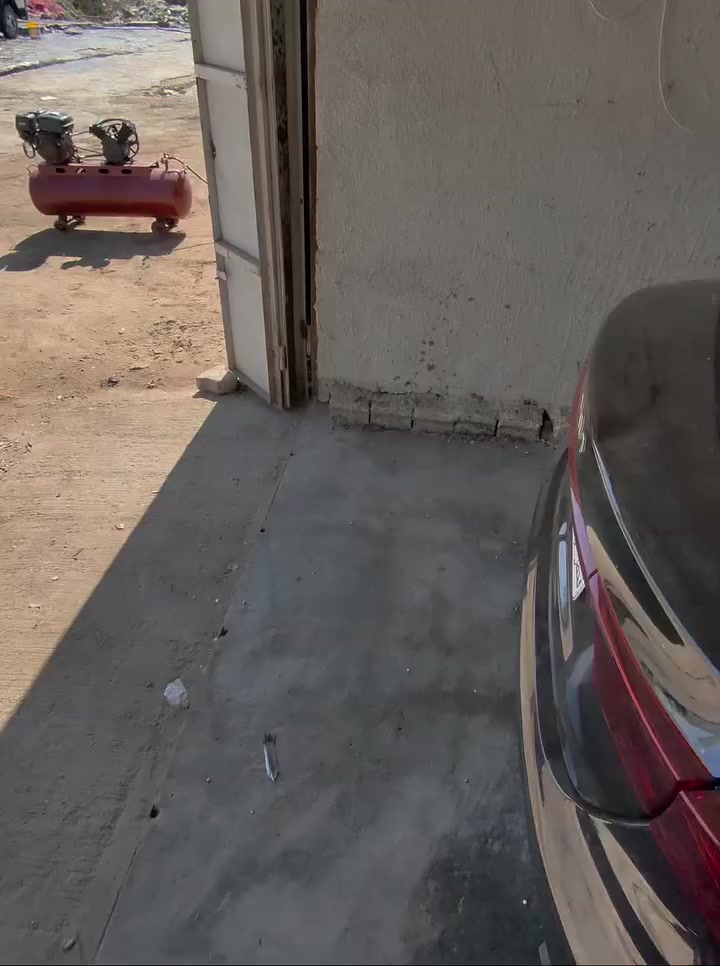 السلام عليكم ورحمة الله وبركاته 

رمضان كريم اخوان اللهم ينعاد علينا وعليكم بالصحة والعافية والبركة 

نوع السيارة : كيا / فورتي 
موديل : 2024 
المسافة المقطوعة : 10 الاف كيلو متر 

المشاكل : موضحة بالفيديو 

سبب المشاكل : حادث 

تمت المعالجة مع الضمان من تاريخ اليوم 2026.02.18

كروبنا وصفحاتنا الخاصة بمشاكل الكير الأوتوماتيك 

حل مشاكل گيرات الـCVT

مركز الجود لصيانة وبرمجة السيارات 

ورشة ابو علي العبادي

العنوان : بغداد الشعلة 

اتصال 📞 

ابو علي العبادي : ***********

ابو جود العبادي : ***********
