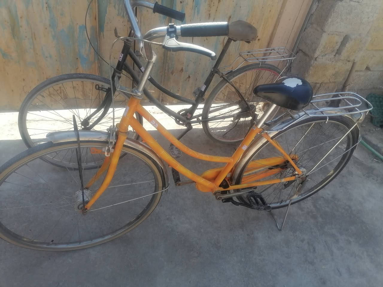 سلام عليكم باسكلات ثنين  2 للبيع الاسود عوزه ويل كدام والبرتقاالي كامل نضيف كلش قيم وخذ اليريدهن يجي خاص مكان ديوانيه


**إذا كنت صاحب هذا الإعلان وتريد حذفه لأي سبب، رجاءا أرسل رسالة إلى الدعم الفني**