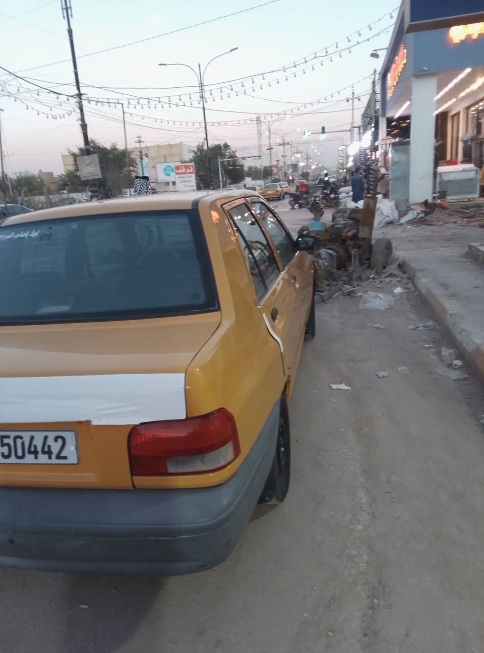 سلام عليكم سايبه موديل  ,22
سياره لا ضربه ولا تبديل بيه صبغ قليل بخشم جاملغ 
وبيه حالوبت  نعامت كلشش 
تخم تأير حداديه مكينه 
تبريد سنويه جديده 
رقم قادسيه دولي 
مصفره هيه وغرامه مكان ديوانيه
السعر 56وبيه مجال اجدد بصيط 
وذا رقم ***********
شراي ينتصل خاص ماجوب
