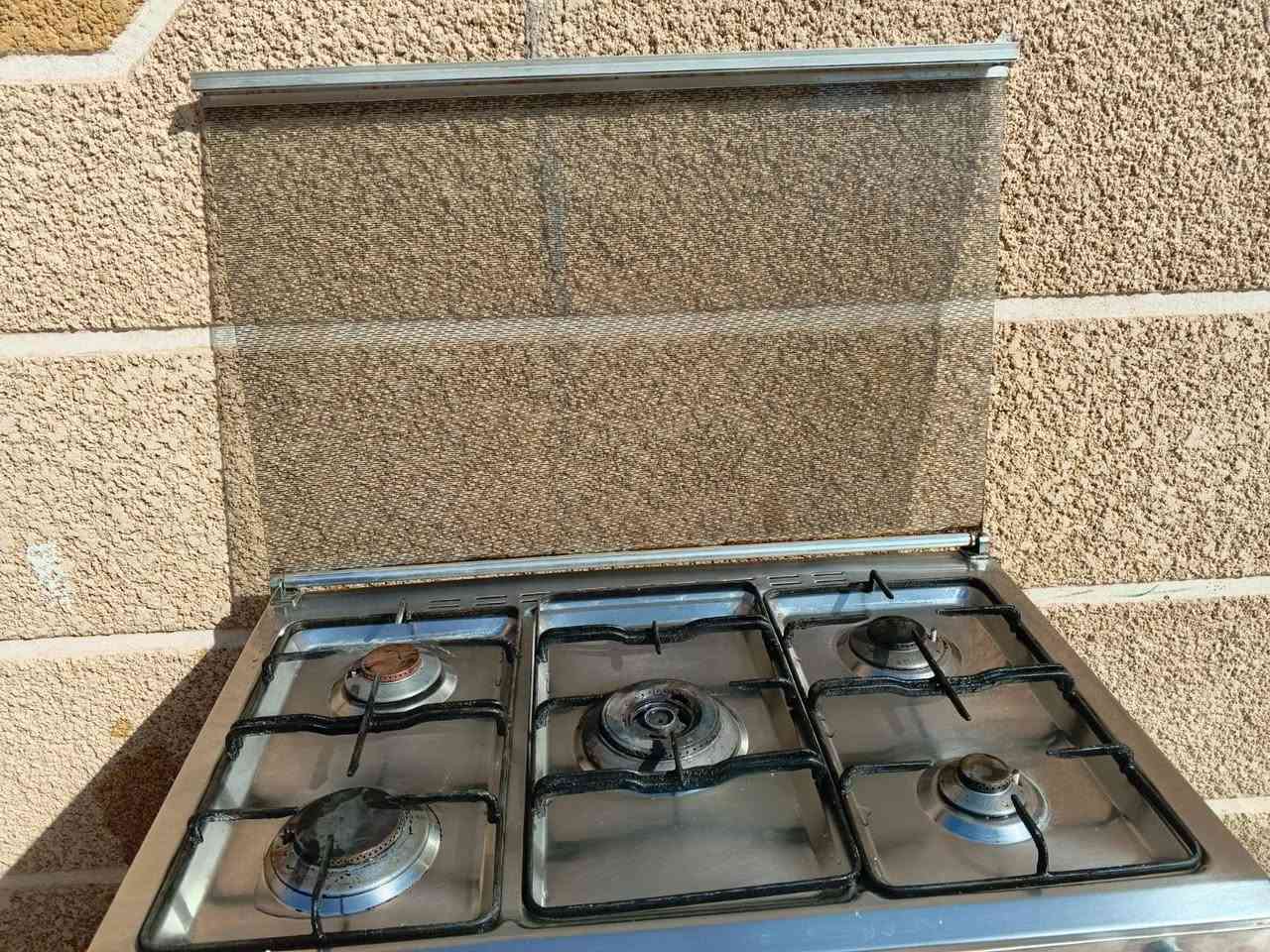 طباخ مستعمل للبيع سعر مناسب فقط يرادله تنظيف


**إذا كنت صاحب هذا الإعلان وتريد حذفه لأي سبب، رجاءا أرسل رسالة إلى الدعم الفني**