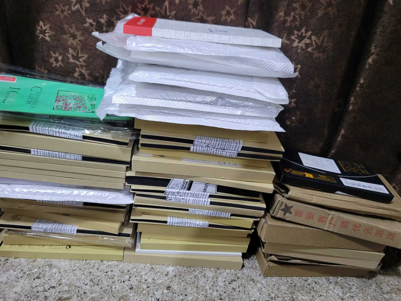 شاشات ٥٠  باكيت  الى ٦٠  كل باكيت بي اكثر من ٣ واكو منهم بي ٦
سعر ٣٠ الف معا توصيل


**إذا كنت صاحب هذا الإعلان وتريد حذفه لأي سبب، رجاءا أرسل رسالة إلى الدعم الفني**