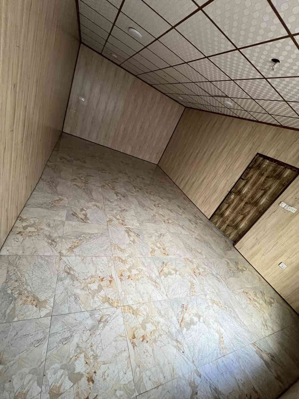 🏠دار للأيجـــــــــار
فـٓــــي الأساتــــــذة الأولــــــىٰ مقابــــــل مطعــــــم نائـــــــل
__________________
المساحــــــة // 200م
الواجهـــــــــة // 10م
النــــــــــــــزال // 20م
__________________
🧱🏗️ #البنـــــــــــــاء
غرفتيــــــــــن وصالــــــــــة وهـــــــــول ومطبــــــــخ ومجمـــــــــع صحيـــــــــات وگـــــــــراج وصحيـــــــــات خارجيـــــــــــة ...
___________________

___________💲
للأستفســـــــار عــــــن الأيجـــــــار يرجـــــــىٰ تـــــــرگ تعليـــــق (الأيجـــــــار) #وسيتــــــم #الـــــرد #خــــاص
___________💲

___________________

#مكتـــــــــب
         🧱🏗️أمــــــــلاك بابــــــــل للعقـــــــار🧱🏗️
#الكائـــــــــن
   شارع_الكرامة_قرب_الضريبة_مقابل_التخطيط_العمراني
         ***********📞☎️📞***********
_____________________________________________
