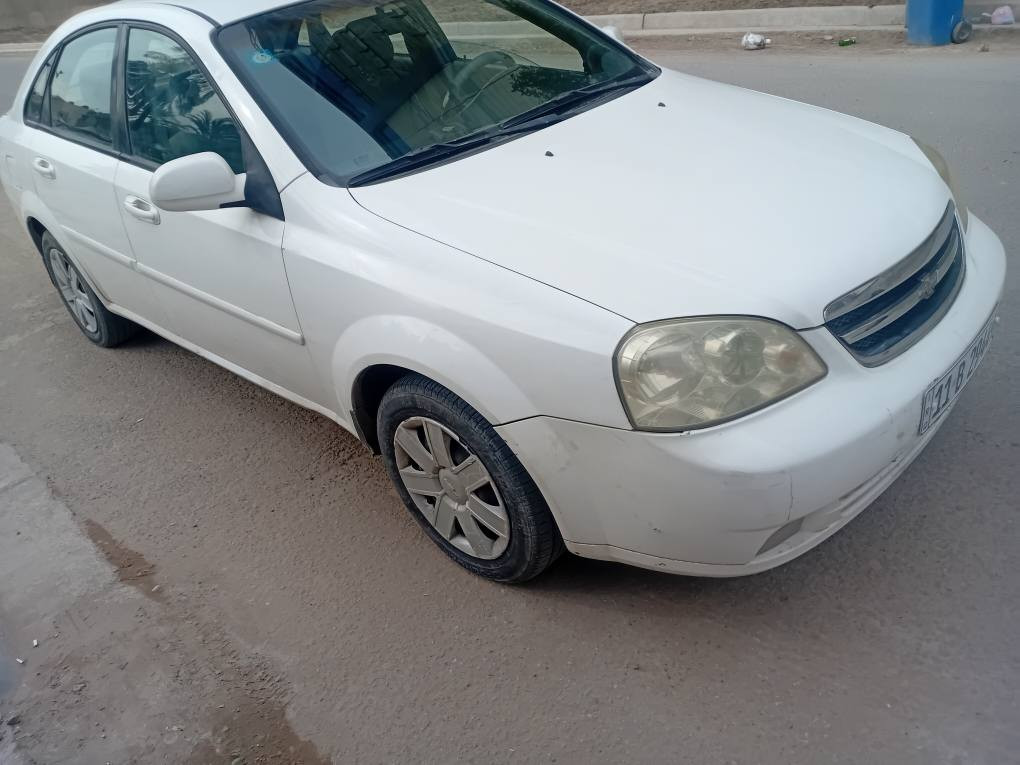 اوبترا ٢٠٠٦ سياره جديده وجاهزه بيها صبغ جدا قليل بدون حادث داخل جديد على ايدنه ماشيه ١١٧ الف بسمي نكليزي بغداد سعر ٧٨ ورقه مكانها زيونه *********** بغداد, العراق
