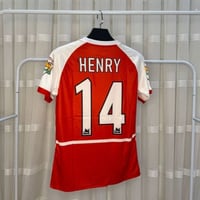 توصيل مجاني • سعر القطعة • تايلندي