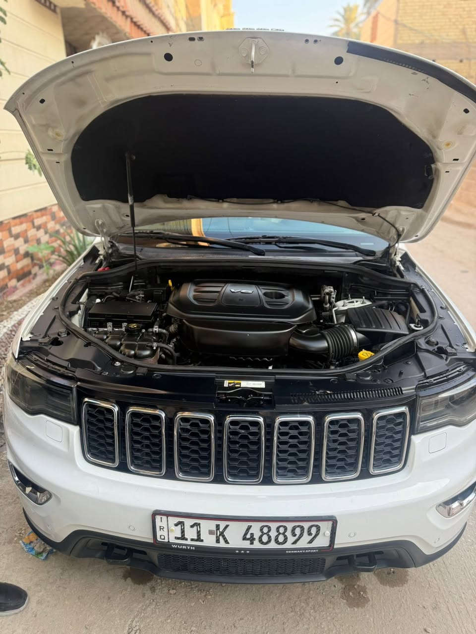 سلام عليكم
جيب 2018 خليجيه ليث العبيدي 
فول موصفات 
رقم بغداد بسمي مميز 
مكينه كير تجي وتفحص 3600
موصفاته معروفه 
سياره مكفوله من ضربه بس بيه بارد وكارت بلباب الخلفي 
سياره كامله مكمله على اخر حبايه 
مابيه اي نقص 
ماشيه 90 الف 
سعر (265) 
مكاني كربلاء
*********** 
***********
