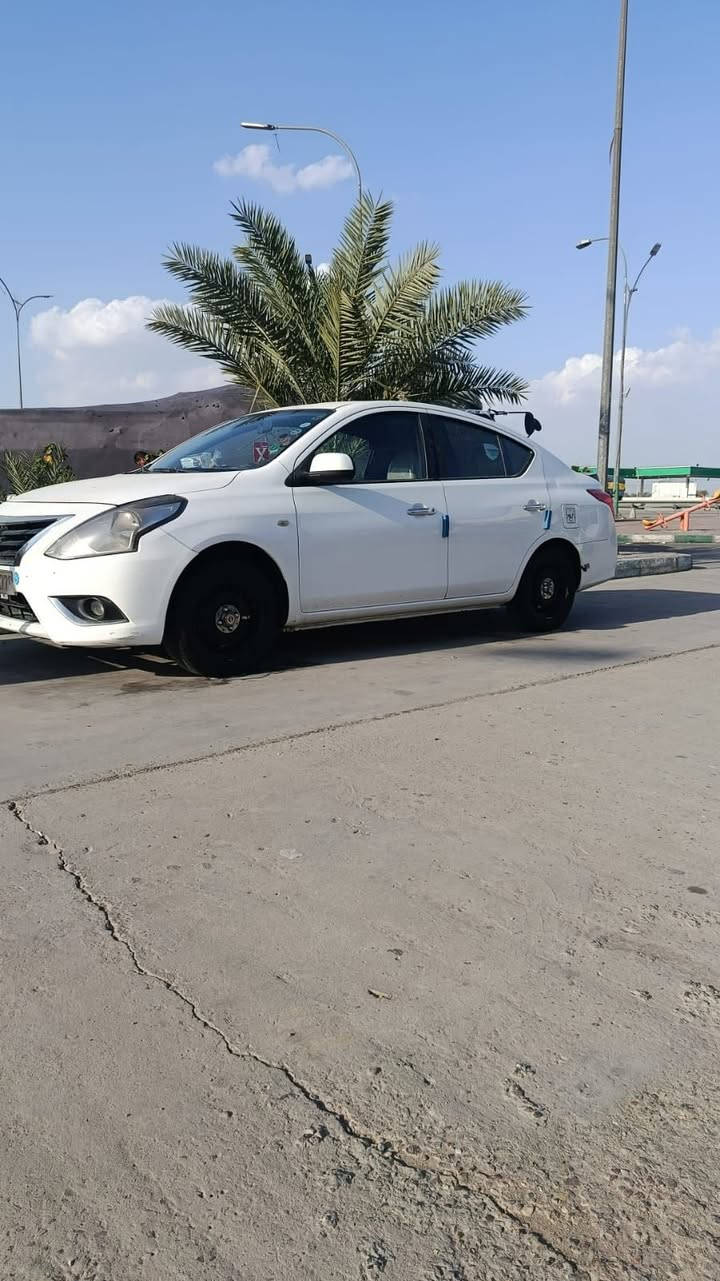 السلام عليكم نيسان سني هندي موديل 24 ماشيه ٧٧الف السياره بيها باب الصدر مبدل والجاملغ بارد عل كد شبر شرط الفحص وبيها الباب الخلفي بيها كد شبرين حار السياره نضيفه والله العظيم حشاكم اجه ابو ستوته وطكهه وهيه واكفه بل الباب وشرط بيها لايت زنون اله يعمي ولله سعرهه 118 وبيها مجال قليل جماعت ال115لحد يخابر وهاي التفاصيل مال السياره كلهه مو واحد يخابرني يكلي شنس بيها مابيها هاي التفاصيل كلهه حجيتها كدامكم وانا خادمكم الاستسفار ***********واتساب
