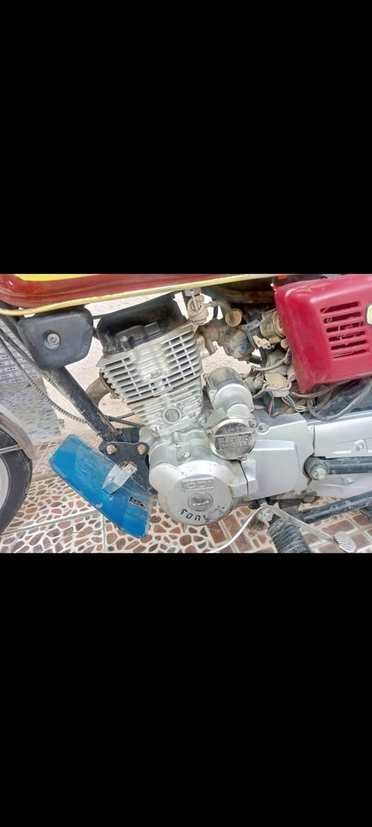 سلام عليكم سيفان 2023 اوراق درجه صارله ب٧ اشهر مايوم موكفتني سعره 425 وبيه مجال مكاني الحصوه *********** شراي يخابرني مستعجل على بيعته
