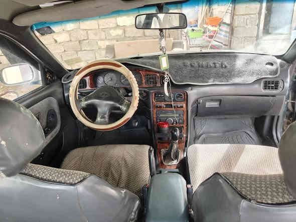 سلام عليكم سياره سوناتا 2 موديل 1995 سنويه نهايه 2026 سياره كير عادي كامله جديده  مكينه خير من الله لاصرف ولابخار صدر تخم تاير جديد امامي خلفي  شغال  رقم السياره بغداد انكليزي مكان السياره ديالى دلي عباس سعر42 وبيها مجال الشراي 
***********
***********
